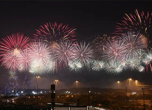 巴里坤哈萨克焰火晚会