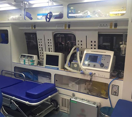 巴里坤哈萨克车辆内部展示