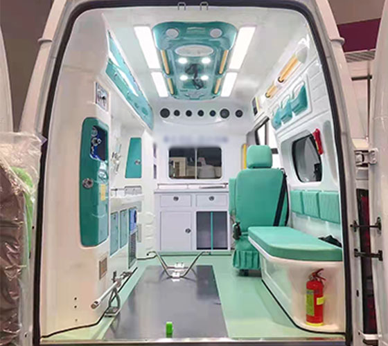 巴里坤哈萨克车辆内部展示